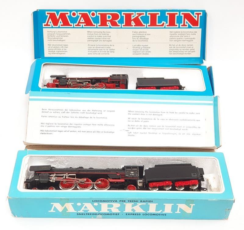 Marklin HO Gauge 2 x Steam Locomotives including 3048 4-6-2 No.01097 in black and red livery