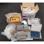 A box of OO/HO accessories to include 12V controllers, Signal box and Station buildings, Seep