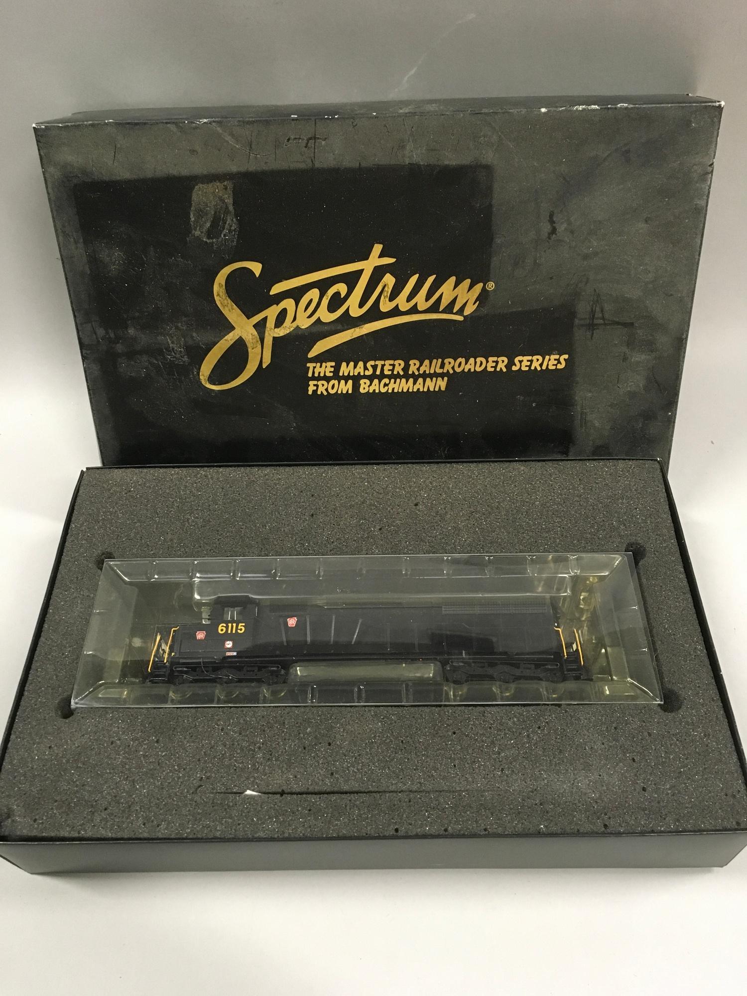 Bachmann Spectrum 82706 - EMD SD-45 Diesel Pennsylvania no.6115 - DCC -boxed