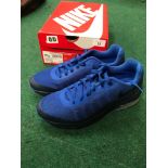 Nike Air Max invigour trainers size 6. ref99