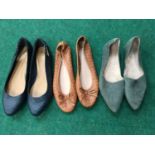 Three pairs of ladies shoes - size 8. (Ref WP)