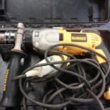 A Dewalt hammer drill. (Ref WP)