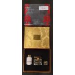 Dolce & Gabbana "The One" perfume gift set as new (REF 36).