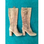 River Island Tan boots - New, Size 7. (Ref WP)