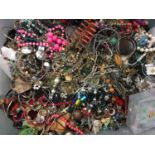 A large quantity of mixed misc costume jewellery. Ref w146. Police lost property store.