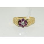 18ct gold ladies diamond and ruby cluster ring size P