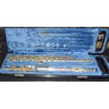 Yamaha YFL-21s flute in its case