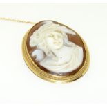 9ct gold h/m Cameo broach pendant