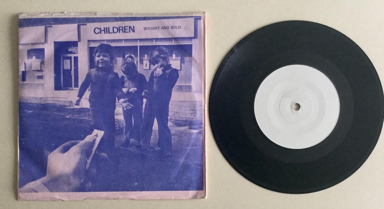 VICTIMIZE 7" PROMO SINGLE 'BABY BUYER'. An original rare first pressing punk record on the I.M.E. - Image 2 of 2