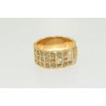 18ct gold gents signet ring. Full band of cut and polished diamonds size V.