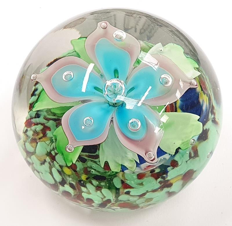 A collection of paperweights to include millefiori Murano castelino. - Image 3 of 3