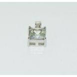 9ct white green amethyst pendant.