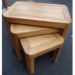 Oak nest of 3 tables.