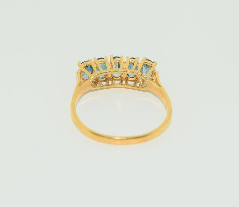 9ct gold on silver blue topaz ring. Size M. - Image 3 of 3