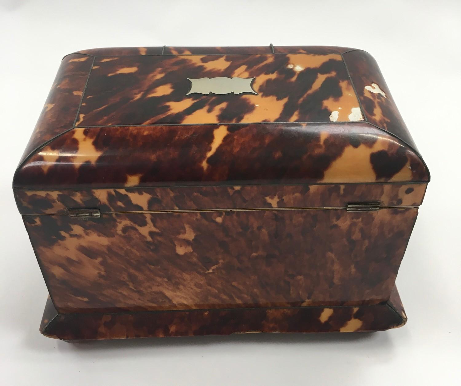 Tortoiseshell tea caddy. - Image 4 of 4