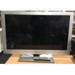 Baird Tv and remote 40" (REF 5)