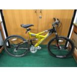 Saracen Raw Pro gold mountain bike (WP).