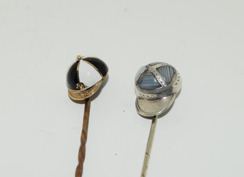 A collection of stickpins to include, 2 jockey caps. (NI007) - Image 2 of 4