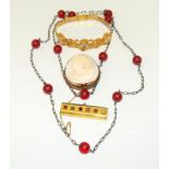 A bag of mixed costume cameo, gift bracelet "REGARD" clasp, glass beads on silver chain.