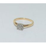 9ct Gold Diamond Chip Ring. Size O