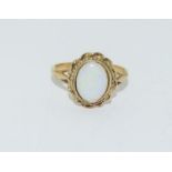 9ct Gold Antique Set Opal Ring. Size O