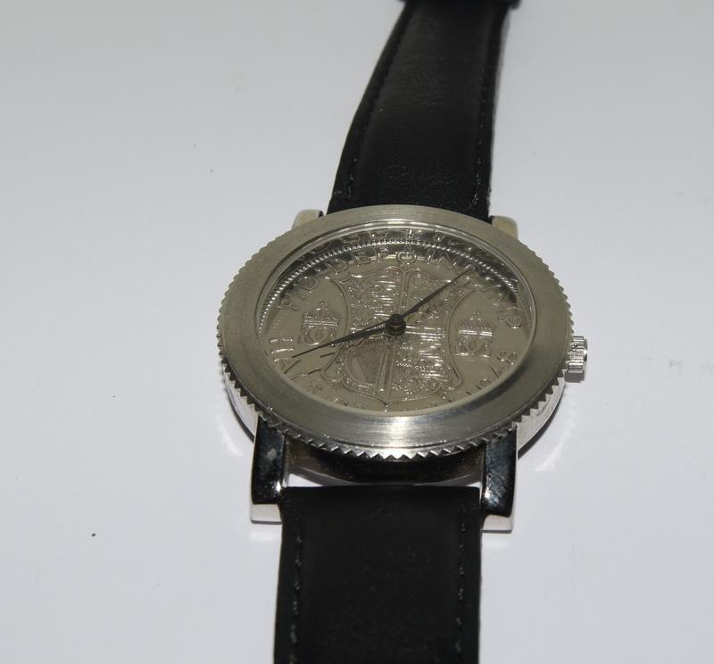 Real half crown dated 1948 quarts working wristwatch on leather strap - Image 6 of 6