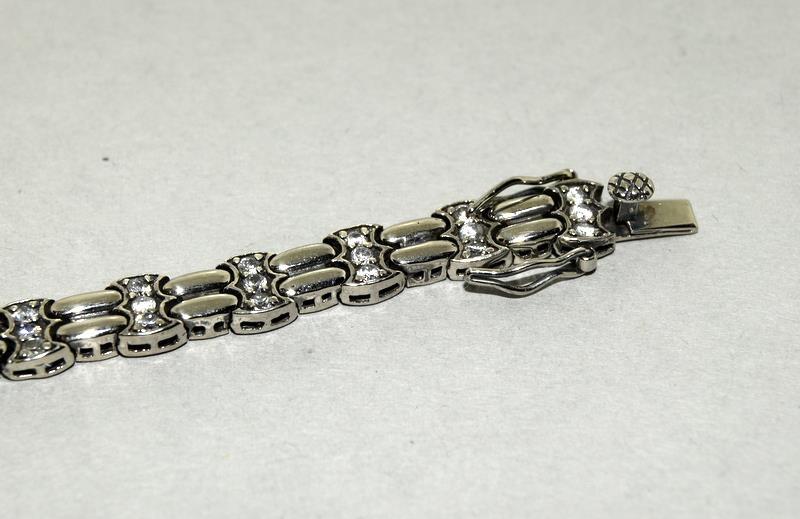 Silver & CZ Bracelet - Image 2 of 4