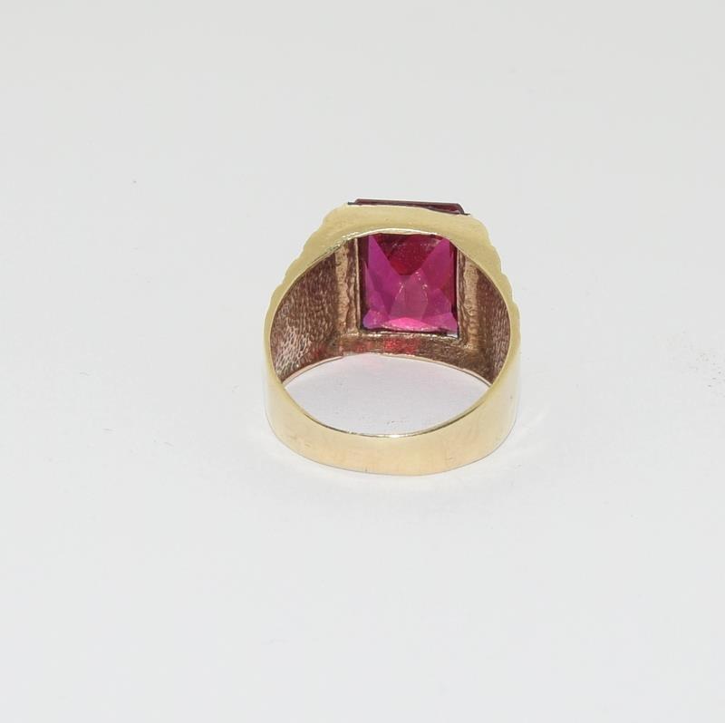 Vintage 10ct gold mans Saffri large red Spinel ring ,size U 7.9gm - Image 3 of 6