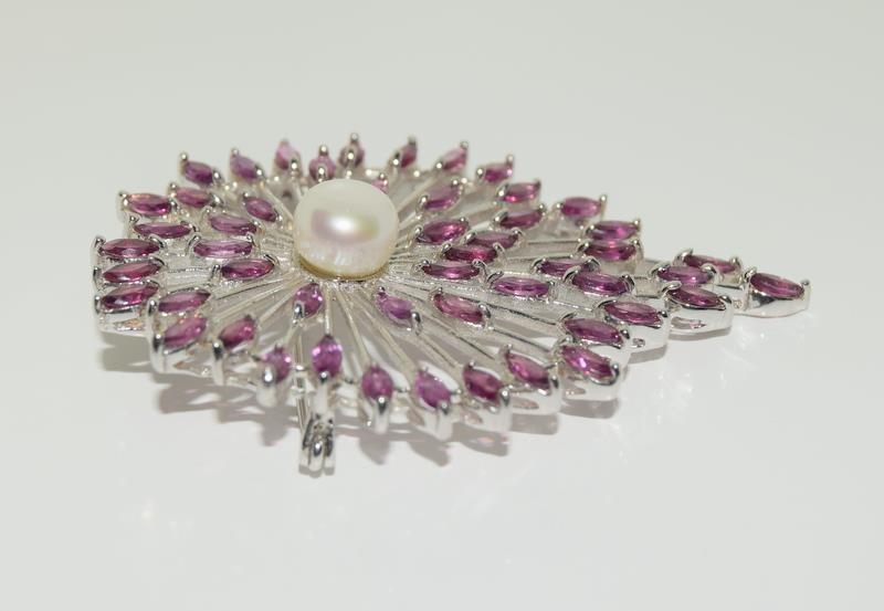 Silver cultured pearl brooch. - Image 2 of 3