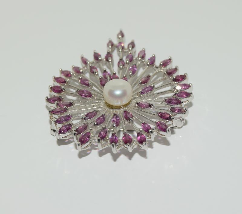 Silver cultured pearl brooch.
