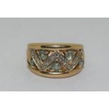 9ct Gold Diamond & Peridot Ring. Size L