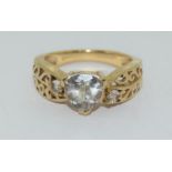 9ct gold ladies antique set Topaz ring size N