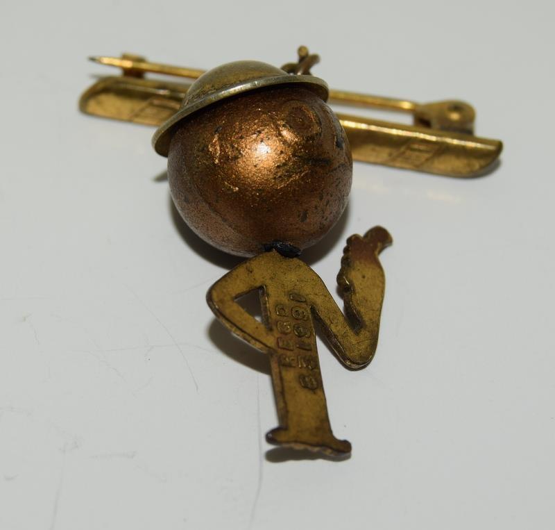 Victorian yellow metal brooch and a brooch in the shape of a school boy. - Image 5 of 6