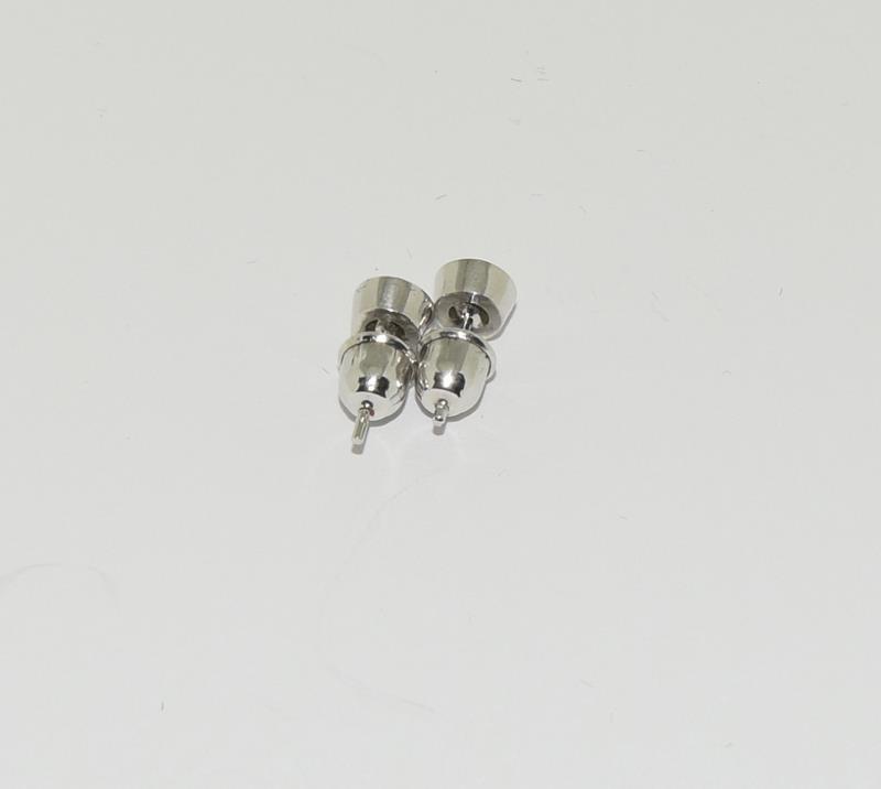 A pair of approx. 1 carat Diamond Solitaire studs in 18ct white gold. - Image 4 of 4