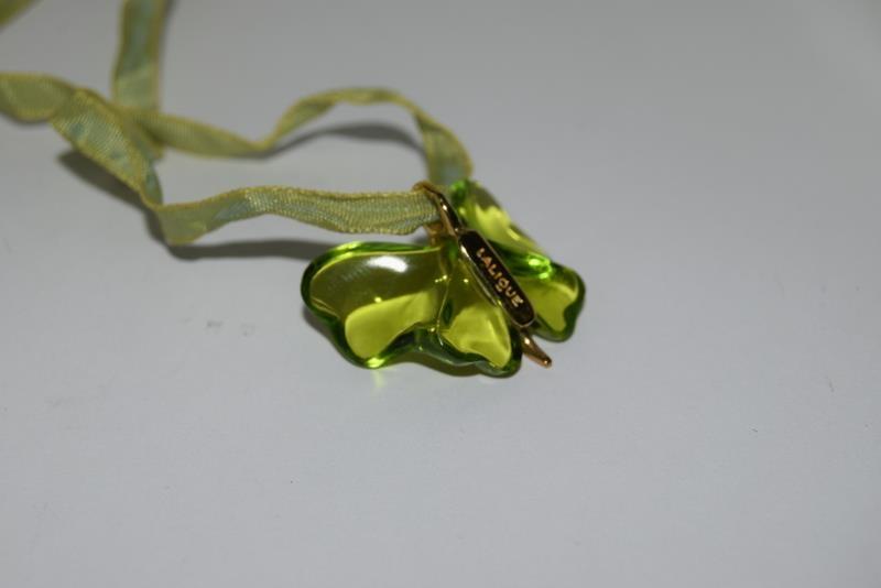 An 18ct gold lalique butterfly pendant from Mappin and Webb. - Image 4 of 9