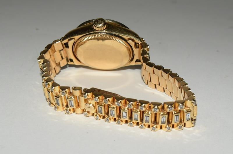 Rolex 18ct Gold Diamond dial, Diamond bracelet Ladies Date/Just wristwatch. - Image 7 of 11