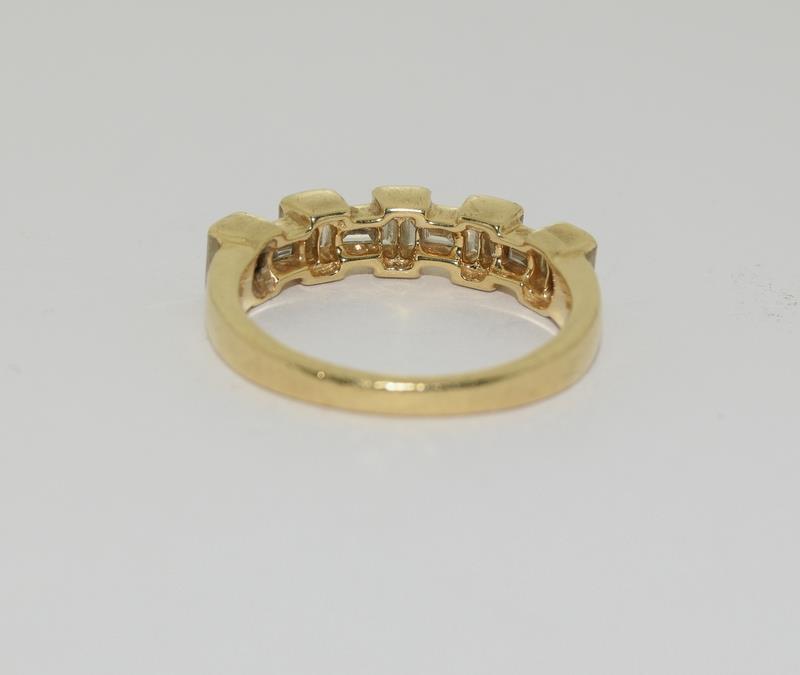 Baguette set Diamond ring - approx 0.75 points total, set in heavy 18ct Yellow Gold. Size O, Boxed. - Image 4 of 7