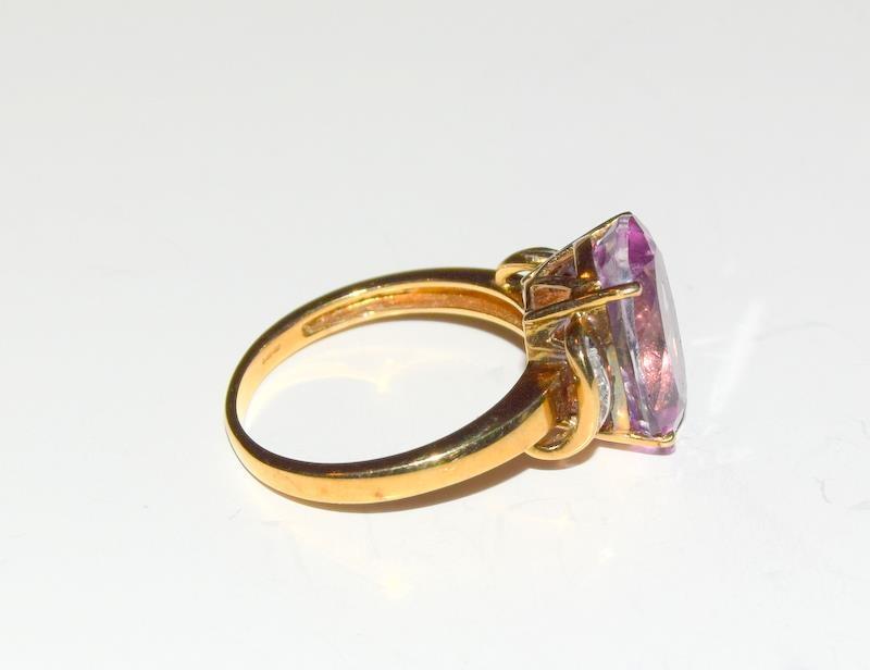 9ct Gold Ladies Pink Topaz and Diamond Ring, Size O. - Image 2 of 6