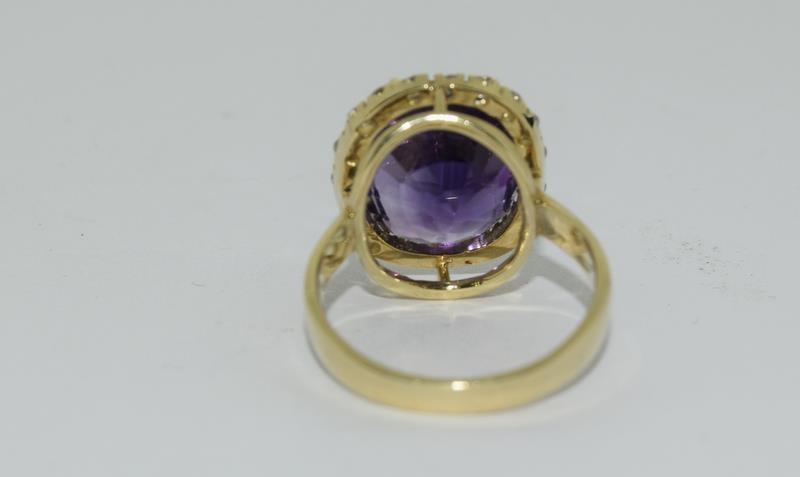 18ct gold Amethyst and Diamond ring. - Image 3 of 6