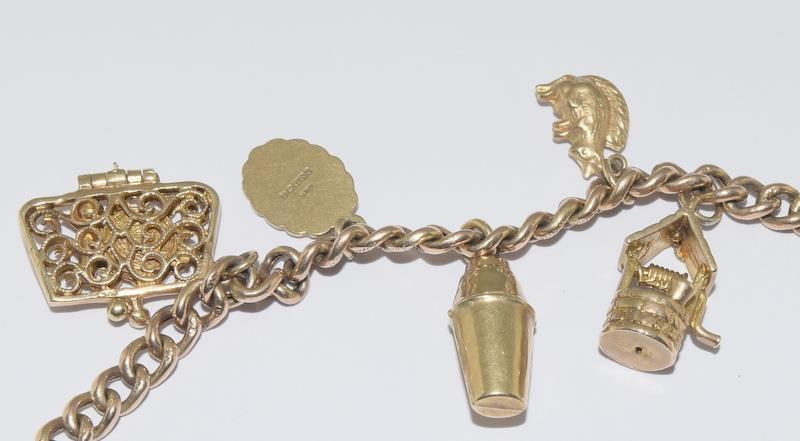 9ct Gold Charm Bracelet with 9 Charms - Image 3 of 4