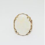 9ct Gold very large Opal ring. Size R.