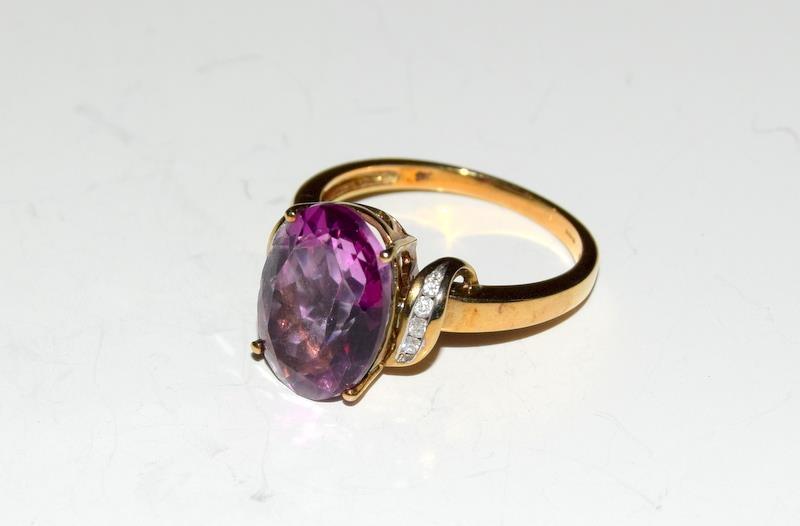 9ct Gold Ladies Pink Topaz and Diamond Ring, Size O. - Image 4 of 6