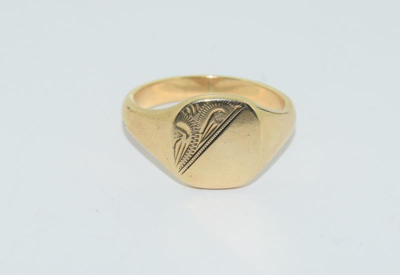 Gents 9ct Gold Signet ring. 8.9 g, Size Z.