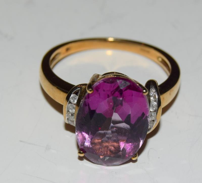 9ct Gold Ladies Pink Topaz and Diamond Ring, Size O. - Image 6 of 6