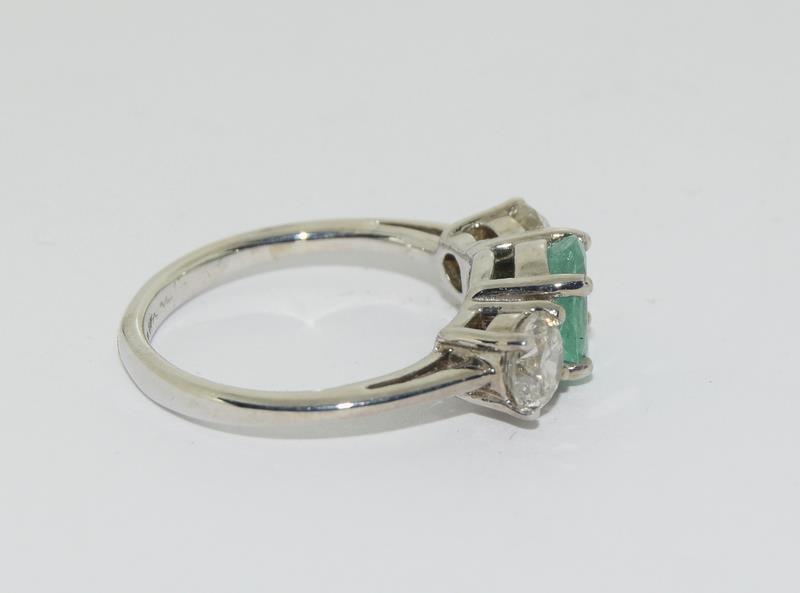 An 18ct white gold emerald and diamond ring of 1.8cts approx. - Image 2 of 6