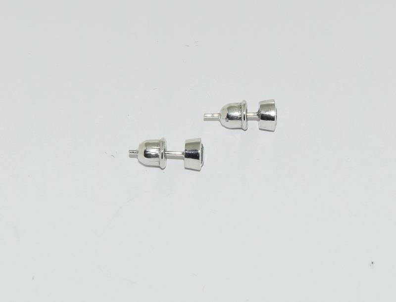 A pair of approx. 1 carat Diamond Solitaire studs in 18ct white gold. - Image 3 of 4