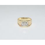 14ct Gold Gents Diamond Solitaire Signet ring - 0.75 central Diamond. Size N.