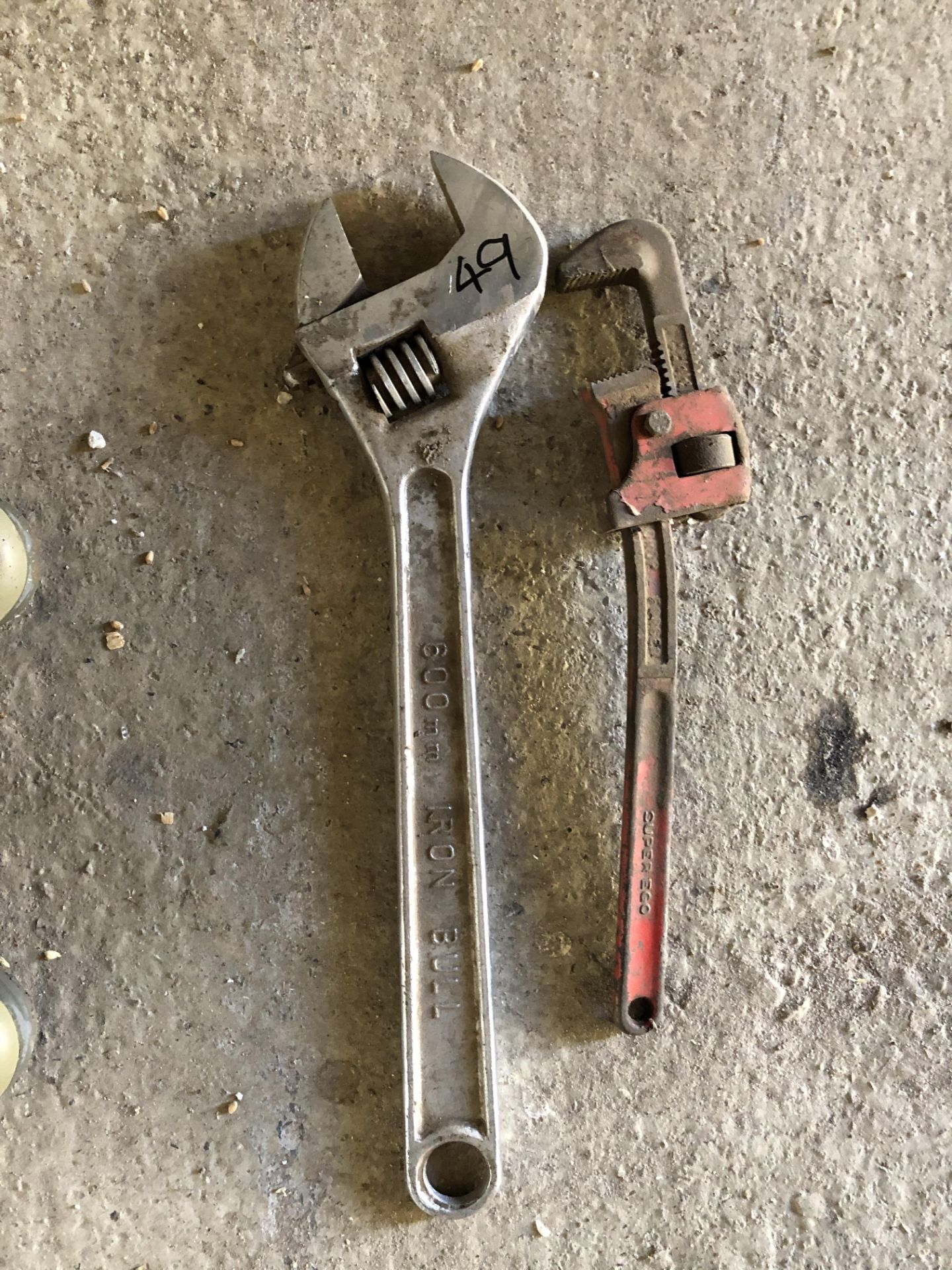 ADJUSTABLE SPANNER