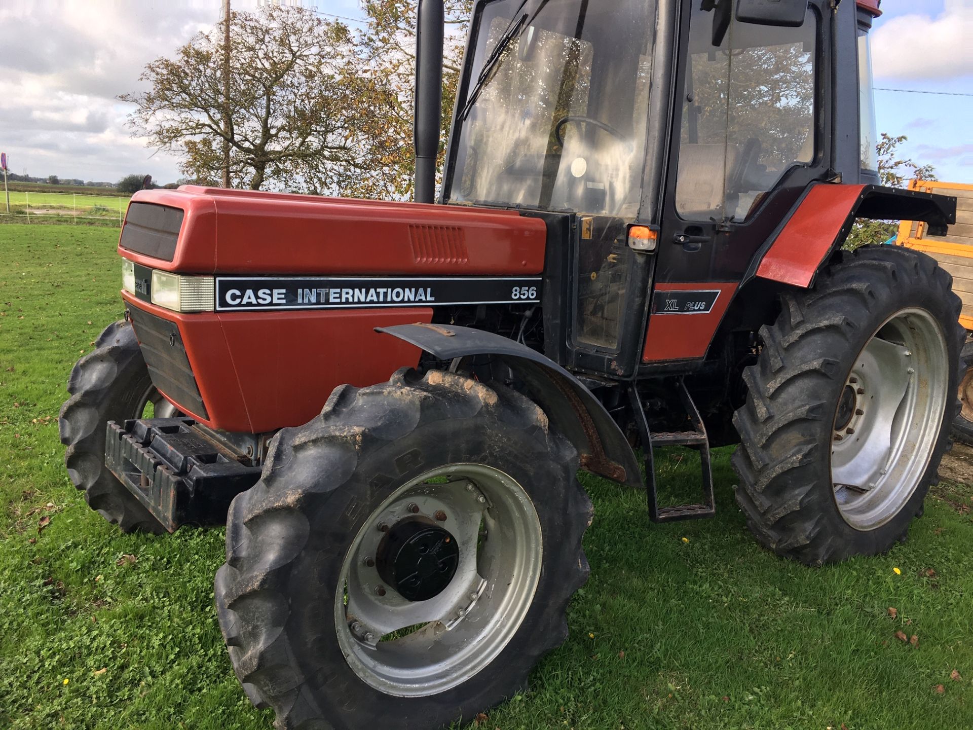 CASE 856 XL+, 4 WHEEL DRIVE, NEW CLUTCH AND FLYWHEEL FITTED BY A DOWNING.