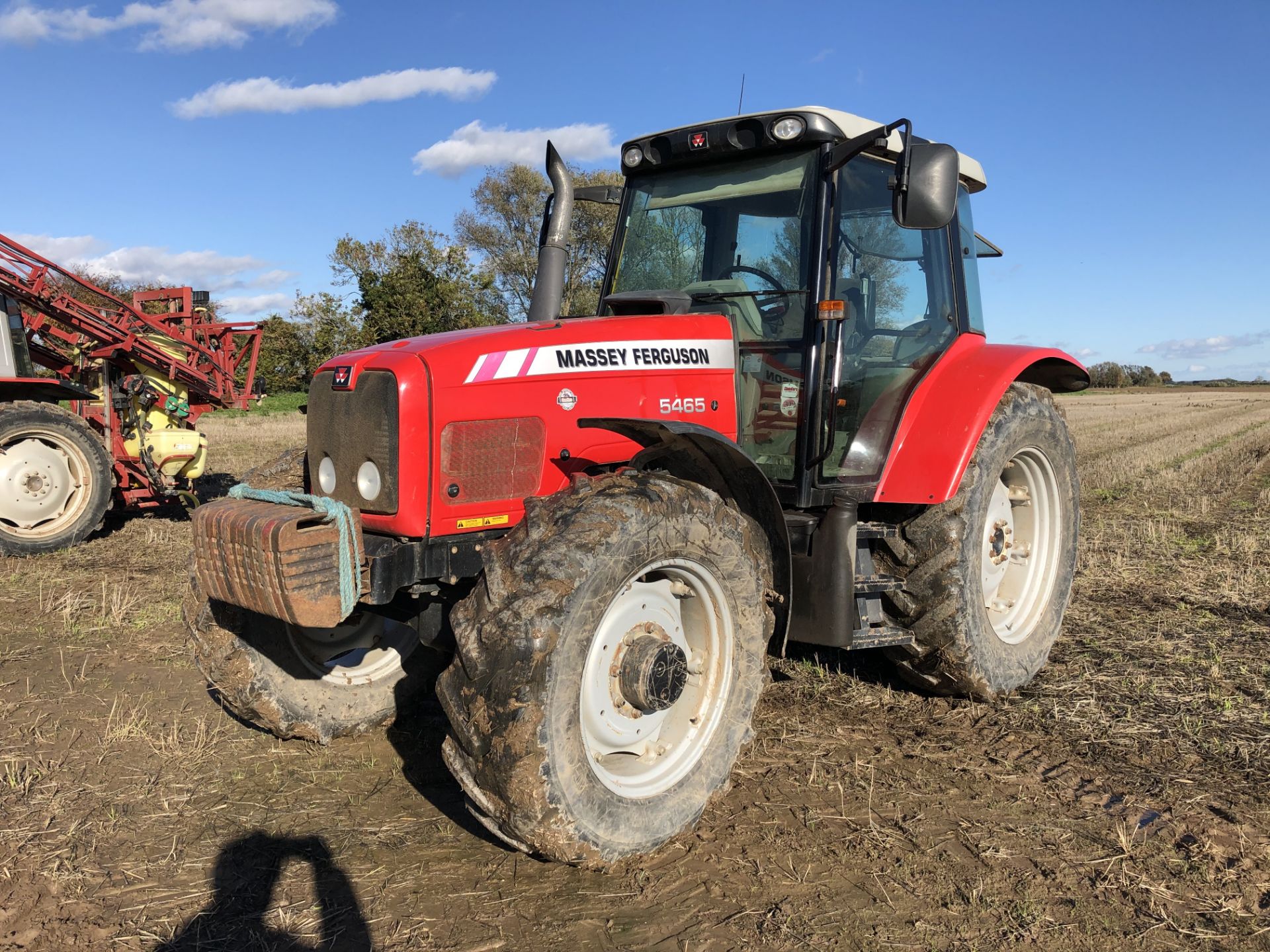 2005 KX05 KXT MASSEY FERGUSON 5465 TRACTOR, REAR TYRES GOODYEAR 18.4 R38, FRONT TYRES GOODYEAR 14. - Image 2 of 10